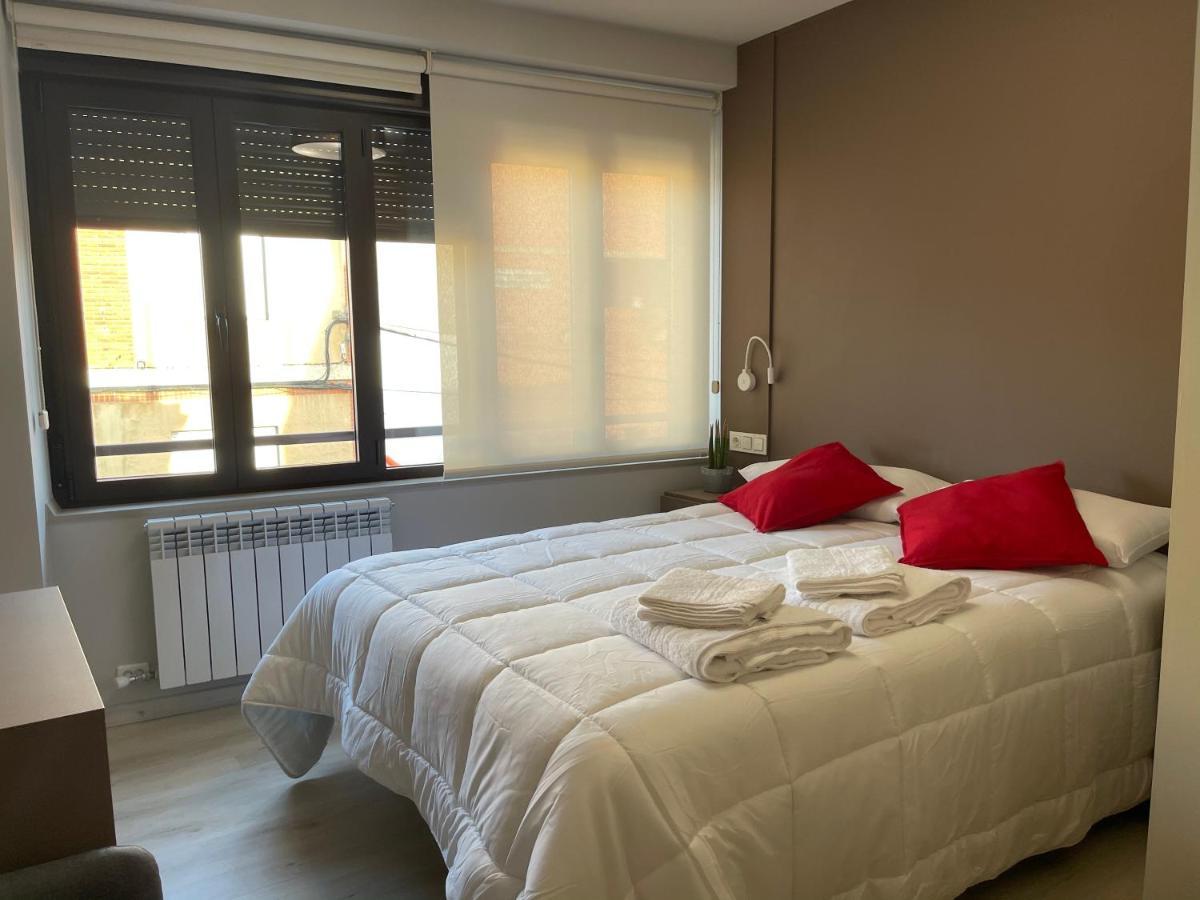 Apartamentos Puertas Del Orbigo Carrizo de la Ribera 외부 사진